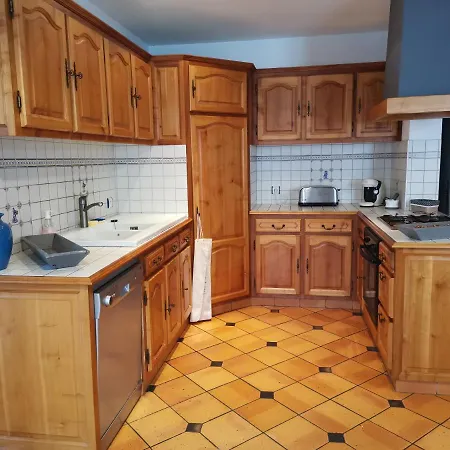Proche Des Plages Holiday home Saint-Romain-de-Benet